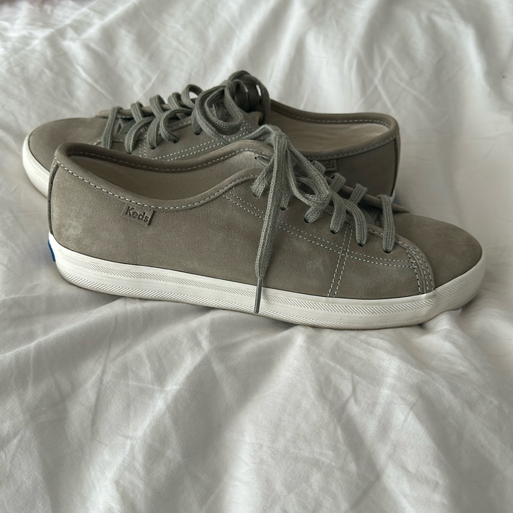Keds suede sneakers, size 7.5, like new